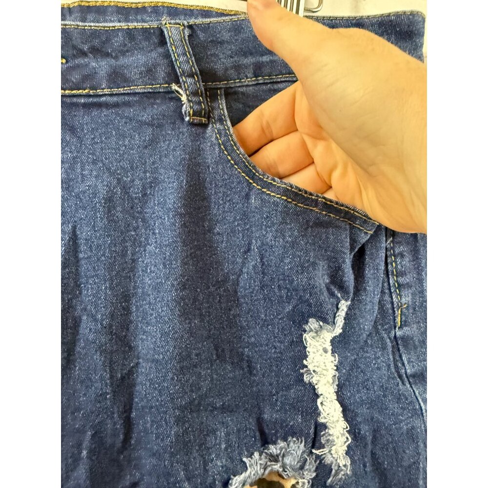 Unbranded Jeans Womens Size XL Blue Distressed Animal Print Streetwear Denim - Picture 6 of 7
